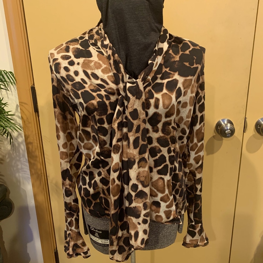 Beautiful Liz Claiborne Blouse ladies size 6